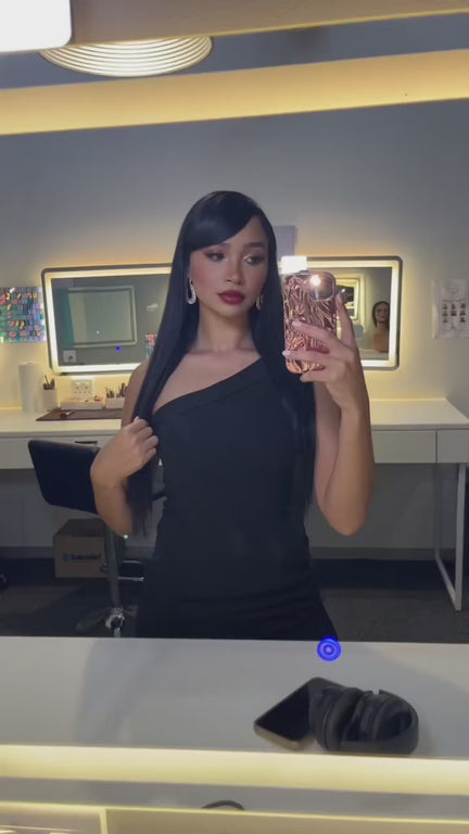 Straight 20 Inch Seamless Remy Clip-in Hair Extensions - 100% Human Hair